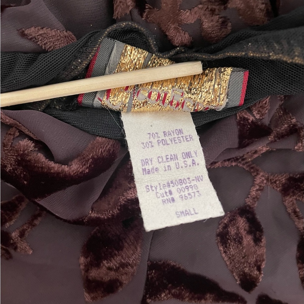 Elegant Brown Black Sheer Overlay Velvet Floral Dress - Picture 9 of 11